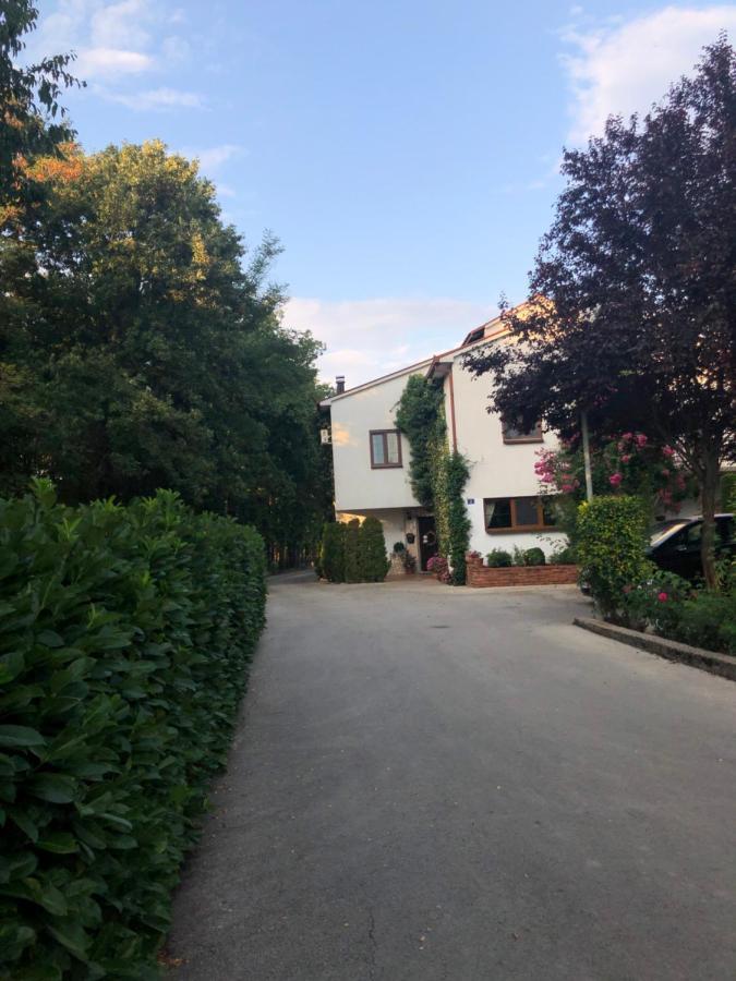 Hotel Pansion Lazine Međugorje Zewnętrze zdjęcie